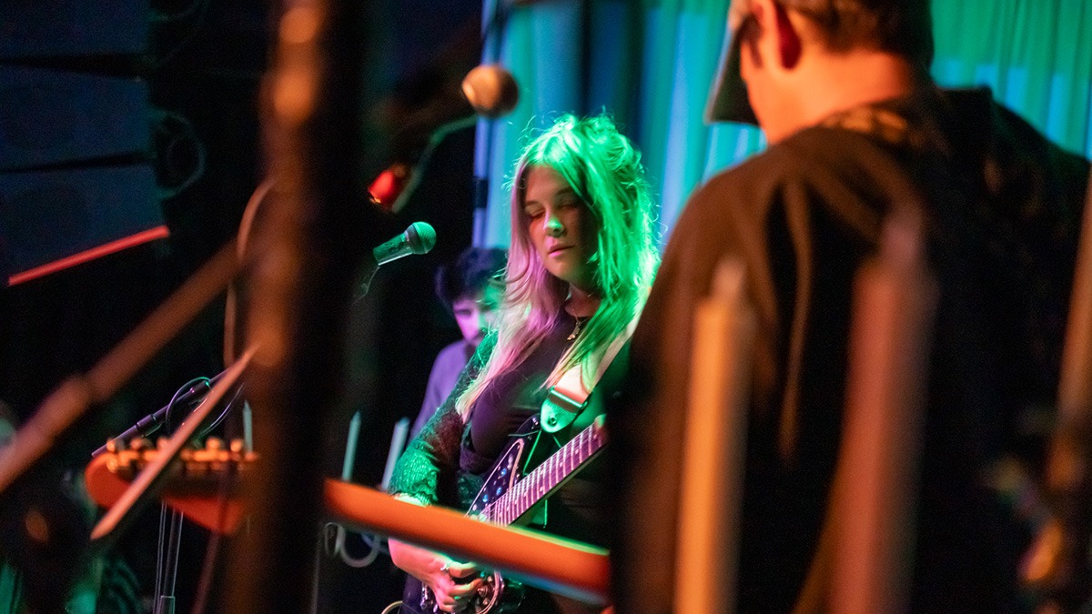 Cults brought life to the Marquis last Friday night (Photos: Gerardo Federico)