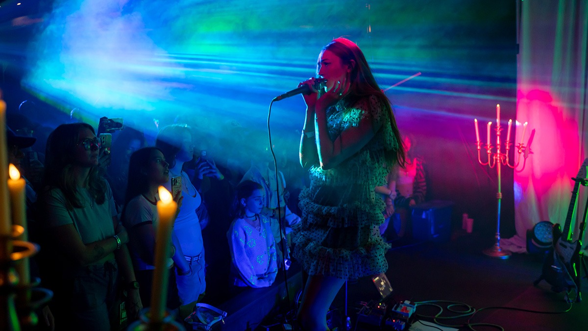 Cults brought life to the Marquis last Friday night (Photos: Gerardo Federico)