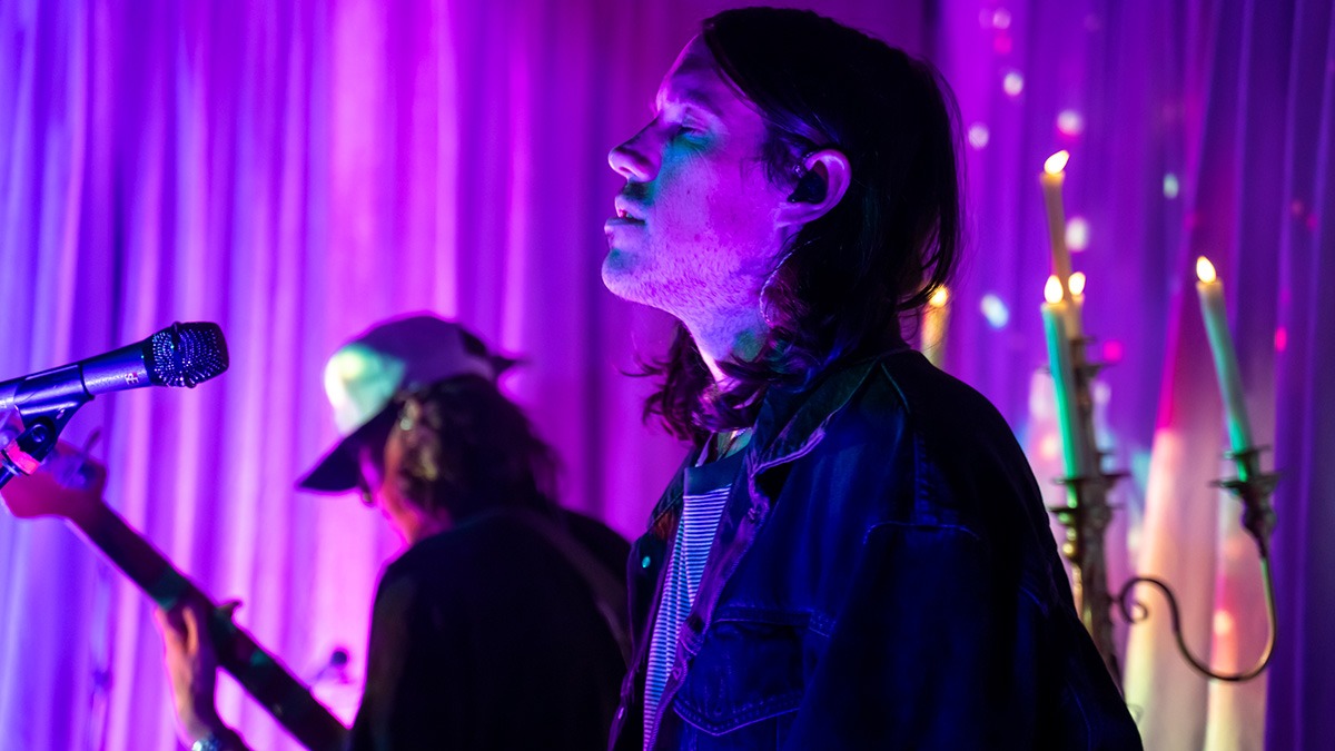 Cults brought life to the Marquis last Friday night (Photos: Gerardo Federico)