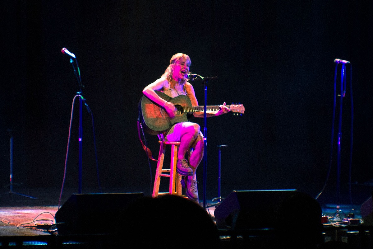John Doe, Kristin Hersh, and Grant Lee Phillips serenaded The Oriental Theater last Friday night (Photos: Billy Thieme)