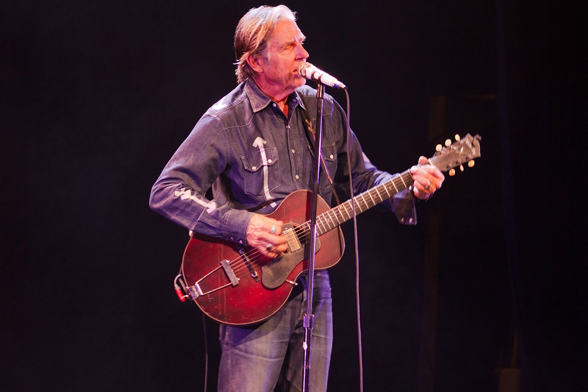 John Doe, Kristin Hersh, and Grant Lee Phillips serenaded The Oriental Theater last Friday night (Photos: Billy Thieme)