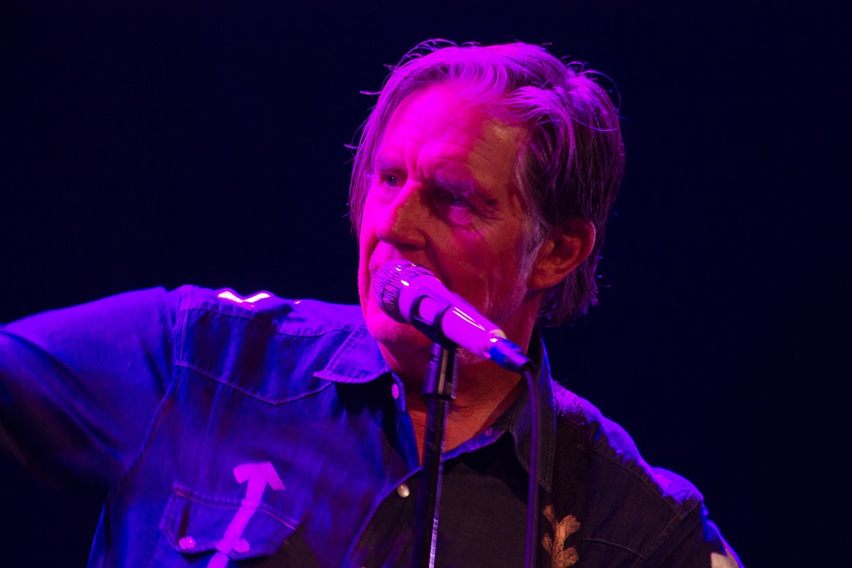 John Doe, Kristin Hersh, and Grant Lee Phillips serenaded The Oriental Theater last Friday night (Photos: Billy Thieme)