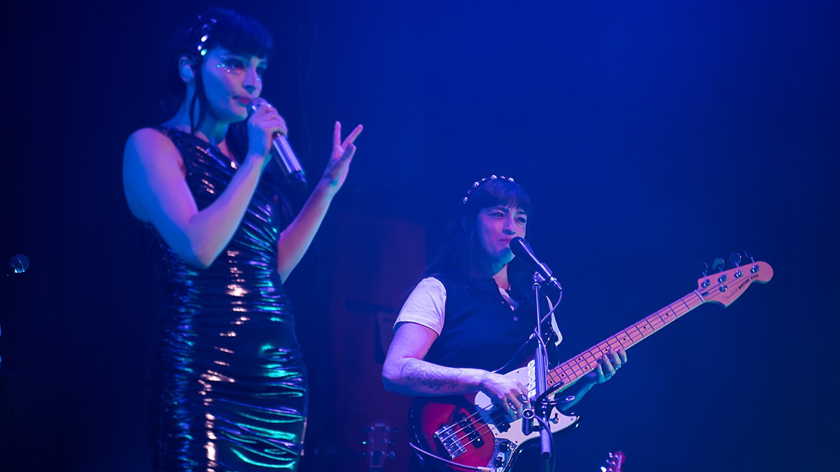 Lauren Mayberry took over the Gothic Theatre last Saturday night (Photo: Gerardo Federico)