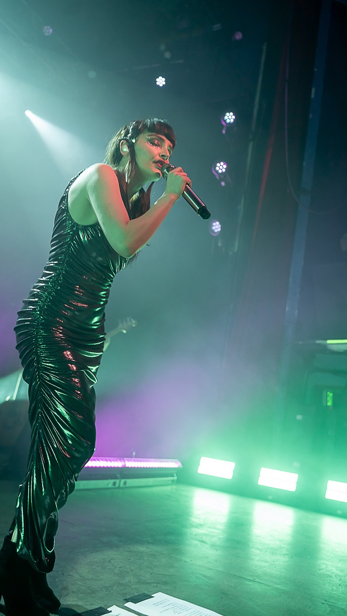 Lauren Mayberry took over the Gothic Theatre last Saturday night (Photo: Gerardo Federico)
