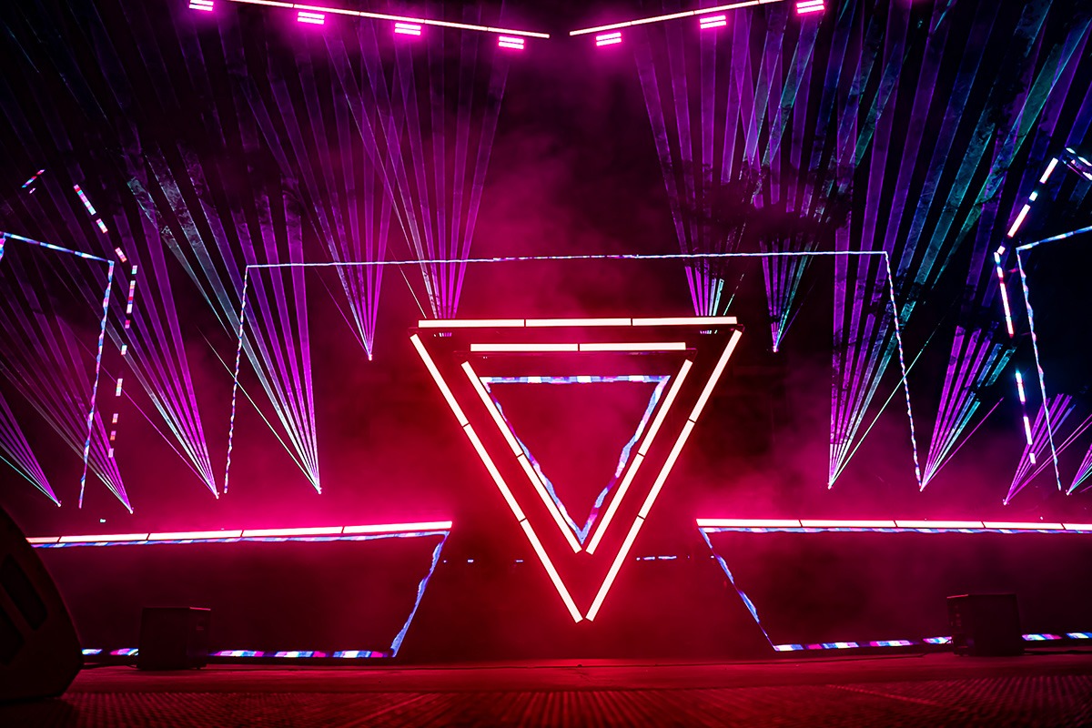 EDM's Inzo and Dirty Monkey kicked off Red Rocks' 2025 season with a soggy but brilliant night! (Photo: Gerardo Federico)