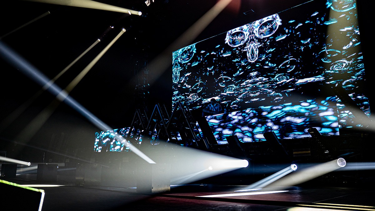Liquid Stranger (Martin Stääf) launched a 3-night residency at Mission Ballroom last Friday, April 18, 2025 (Photos: Gerardo Federico)