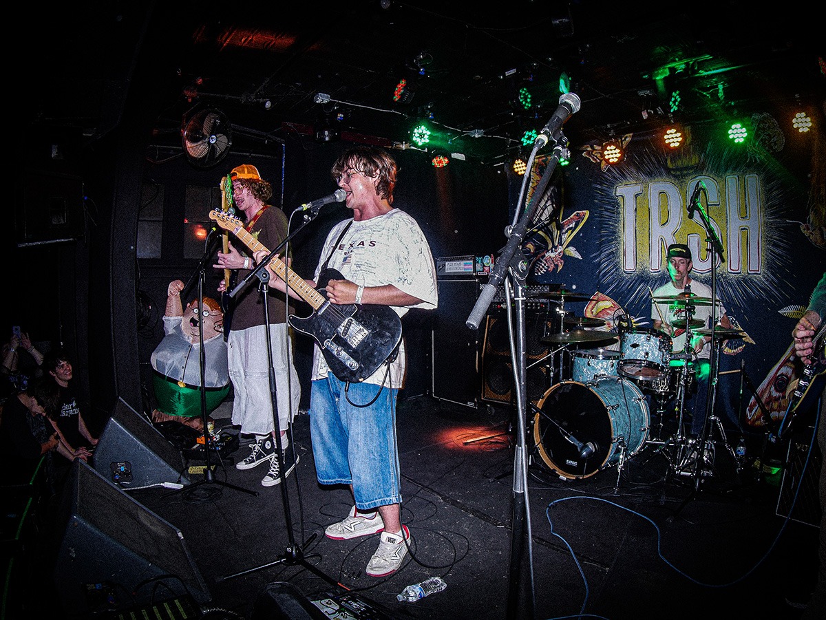 TRSH played a hell of a show at Globe Hall Wedneday, April 30 (Photos: Béla Kershisnik)