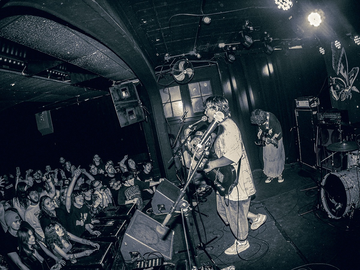 TRSH played a hell of a show at Globe Hall Wedneday, April 30 (Photos: Béla Kershisnik)