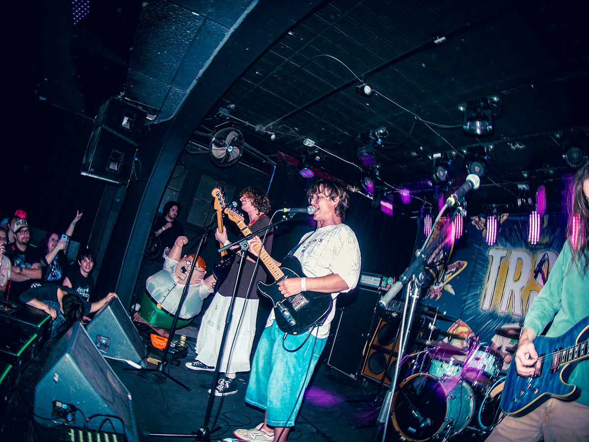 TRSH played a hell of a show at Globe Hall Wedneday, April 30 (Photos: Béla Kershisnik)