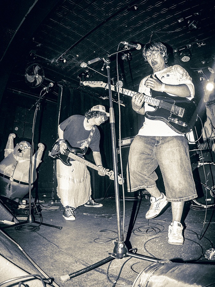 TRSH played a hell of a show at Globe Hall Wedneday, April 30 (Photos: Béla Kershisnik)