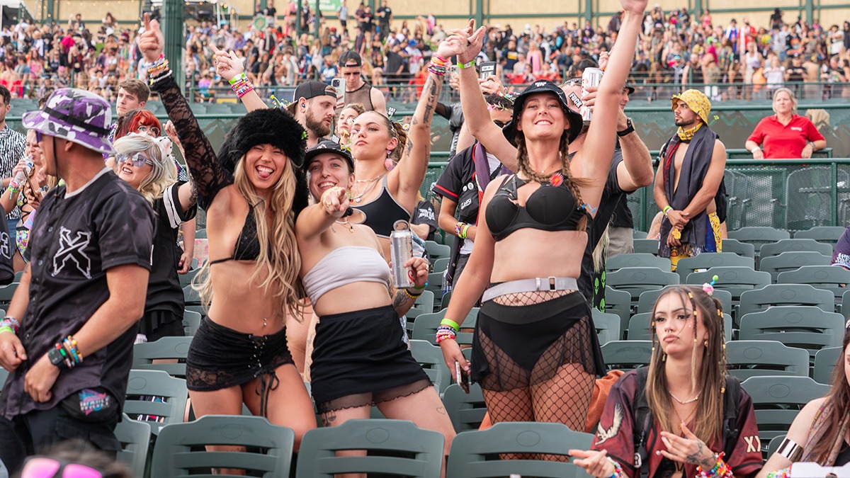 Excision brought electric energy o Fiddler’s Green Amphitheatre last weekend (Photos: Gerardo Federico)
