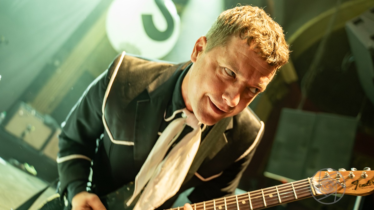 Sweden's The Hives classed upi the Ogden Theater Friday, Sept. 12 in a perfect blur of garage energy (Photos: Gerardo Federico)
