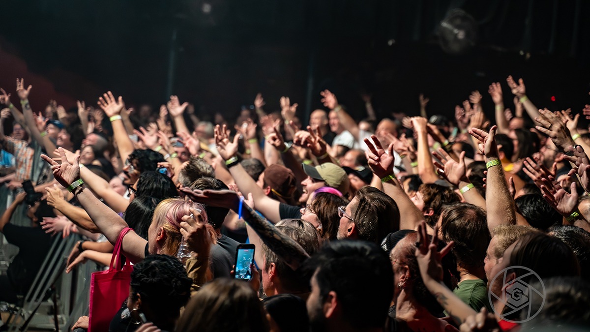 Sweden's The Hives classed upi the Ogden Theater Friday, Sept. 12 in a perfect blur of garage energy (Photos: Gerardo Federico)