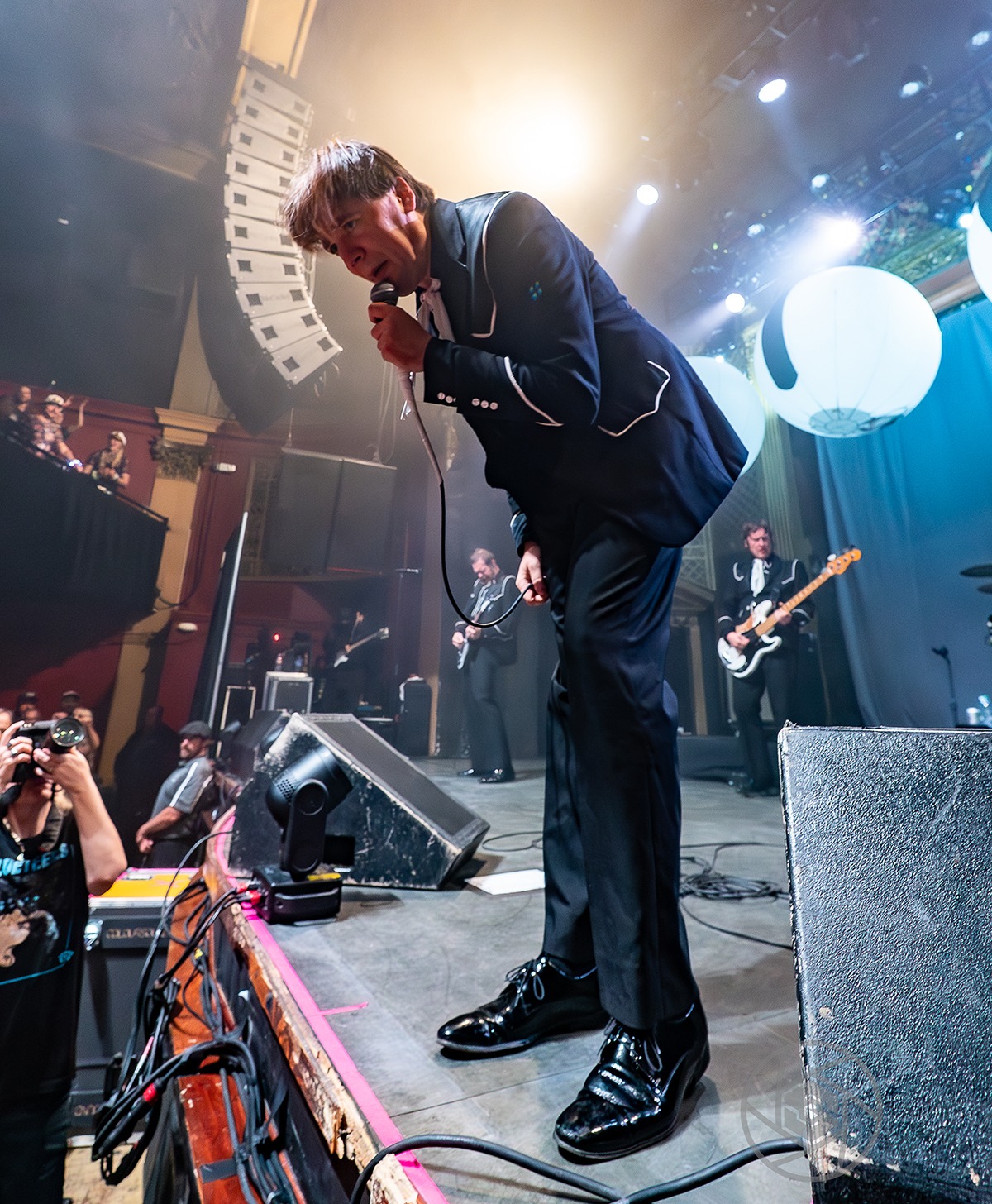 Sweden's The Hives classed upi the Ogden Theater Friday, Sept. 12 in a perfect blur of garage energy (Photos: Gerardo Federico)