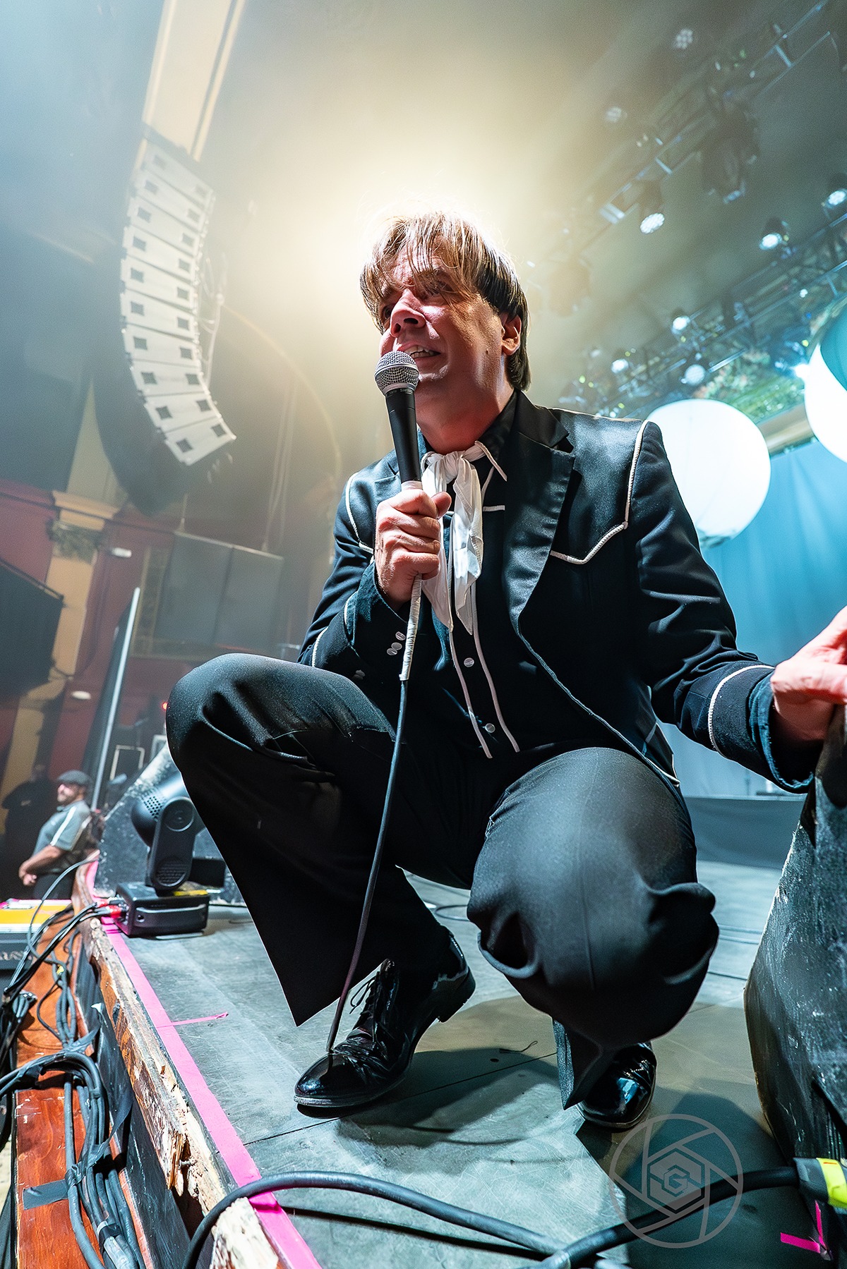 Sweden's The Hives classed upi the Ogden Theater Friday, Sept. 12 in a perfect blur of garage energy (Photos: Gerardo Federico)
