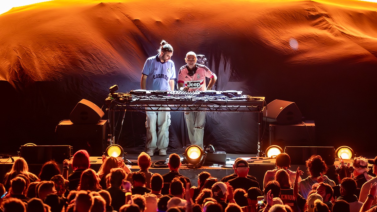 Above & Beyond owned Fiddler's Green Friday, Sept 26 (Photo: Gerardo Federico)