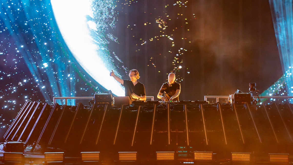 Above & Beyond owned Fiddler's Green Friday, Sept 26 (Photo: Gerardo Federico)