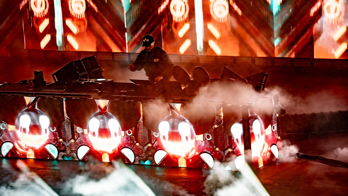 Deadmau5 lived up to the legend last Friday (photo: Gerardo Federico)