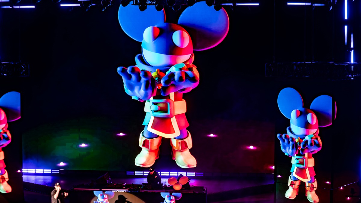 Deadmau5 lived up to the legend last Friday (photo: Gerardo Federico)