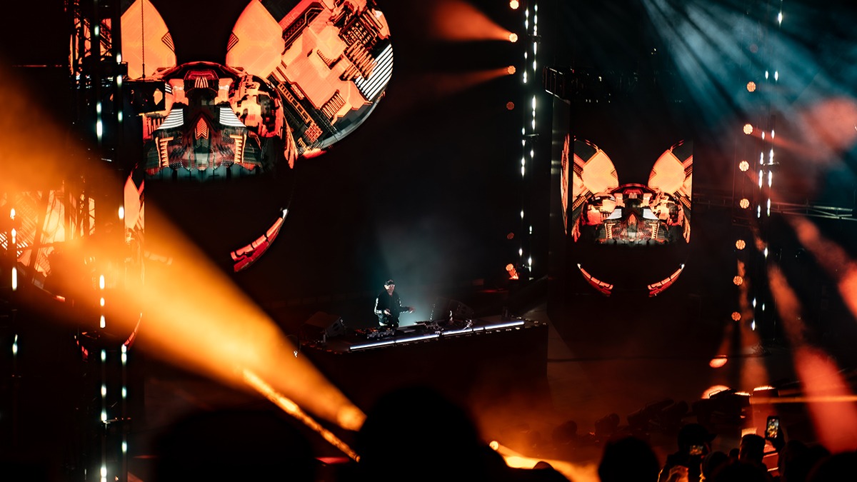 Deadmau5 lived up to the legend last Friday (photo: Gerardo Federico)