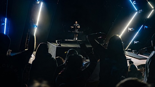A Descent into the Voyd: Svdden Death’s Red Rocks Ritual (Photo: Gerardo Federico)