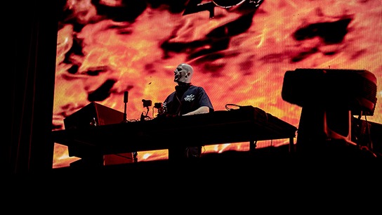 A Descent into the Voyd: Svdden Death’s Red Rocks Ritual (Photo: Gerardo Federico)