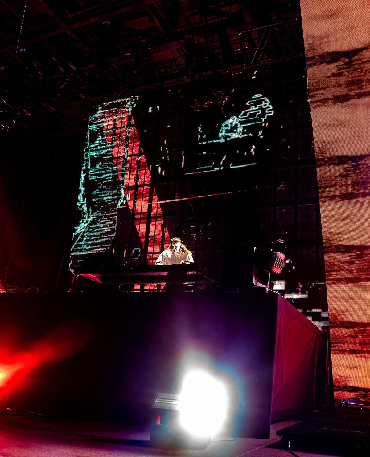 A Descent into the Voyd: Svdden Death’s Red Rocks Ritual (Photo: Gerardo Federico)
