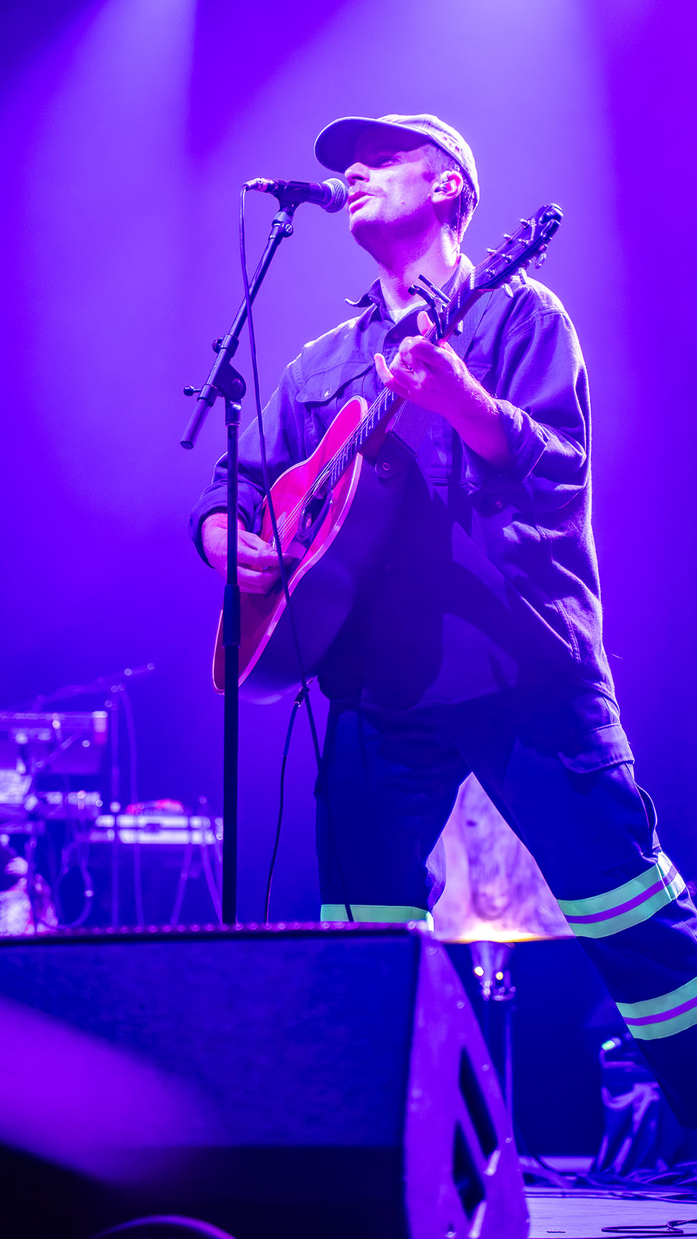 Mac DeMarco and Mock Media blasted the Mission Ballroom with love last Sunday (Photos: Gerardo Federico)