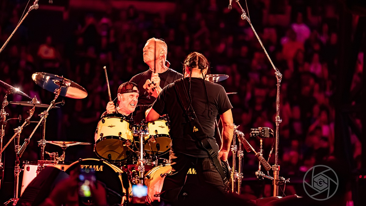 Metallica broke records in the Mile Hi City, and we all loved every second. (Photo: Gerardo Federico)
