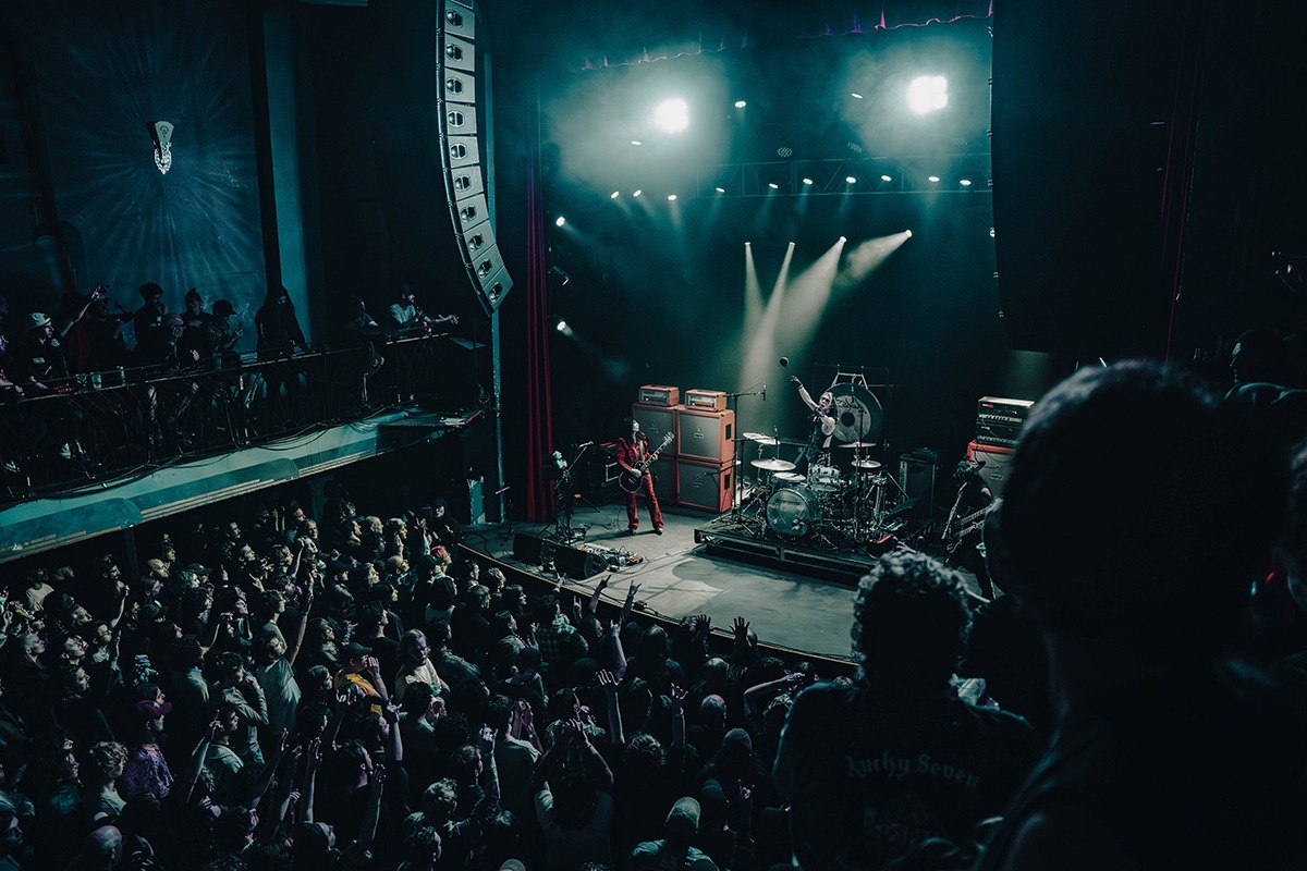 Boris annihilated The Gothic Theatre last Thursday (Photo: Béla Kershisnik)