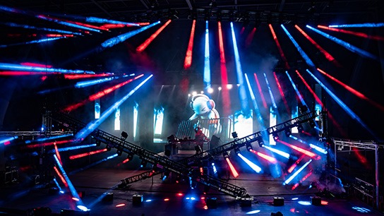 The next time Liquid Stranger comes through Colorado, grab whatever ticket you can get your hands on. (Photo: Gerardo Federico)
