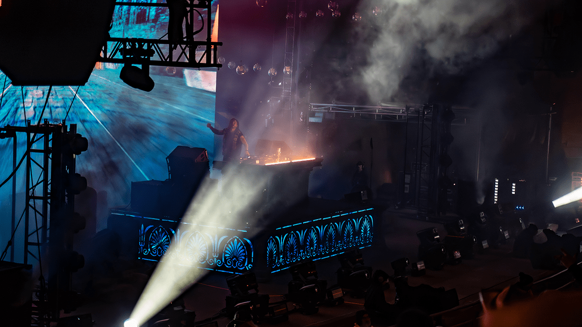 Seven Lions blew his performance out of the park, surprising crowds with his mix of styles, shared performance, and beautiful visuals. (Photos: Gerardo Federico)