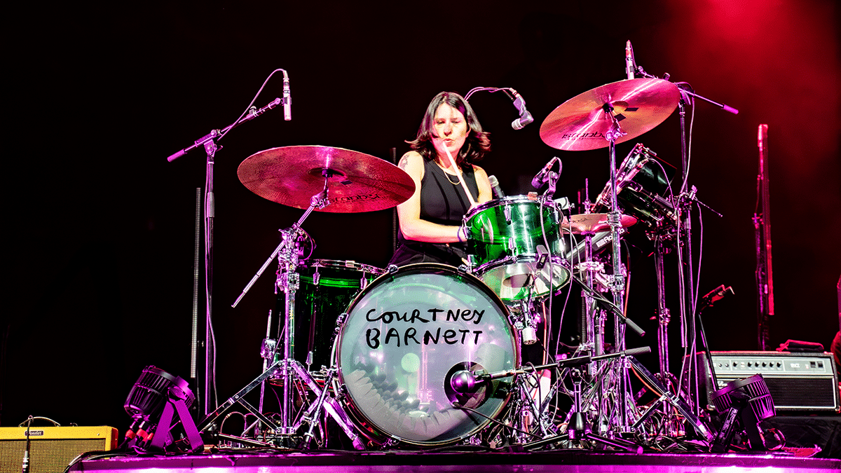 Courtney Barnet serenaded Mission Ballroom Last Friday night (Photos: Gerardo Federico)