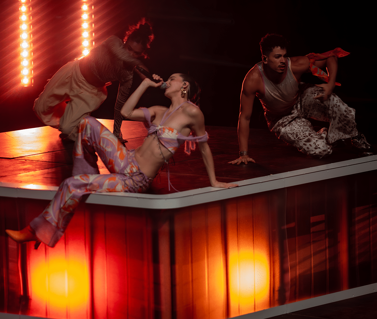 SOFI TUKKER came out ready to move last Thursday, and Red Rocks responded. (Photos: Gerardo Federico)