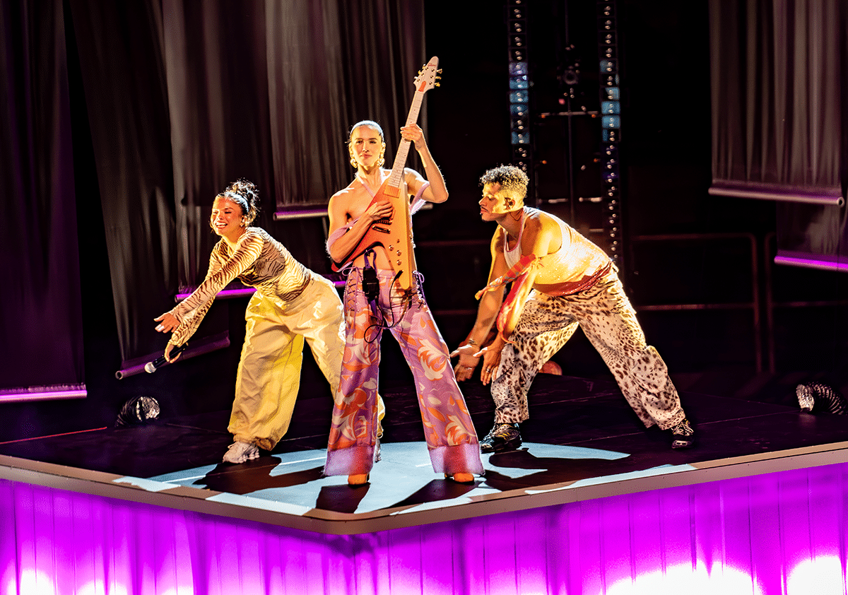 SOFI TUKKER came out ready to move last Thursday, and Red Rocks responded. (Photos: Gerardo Federico)