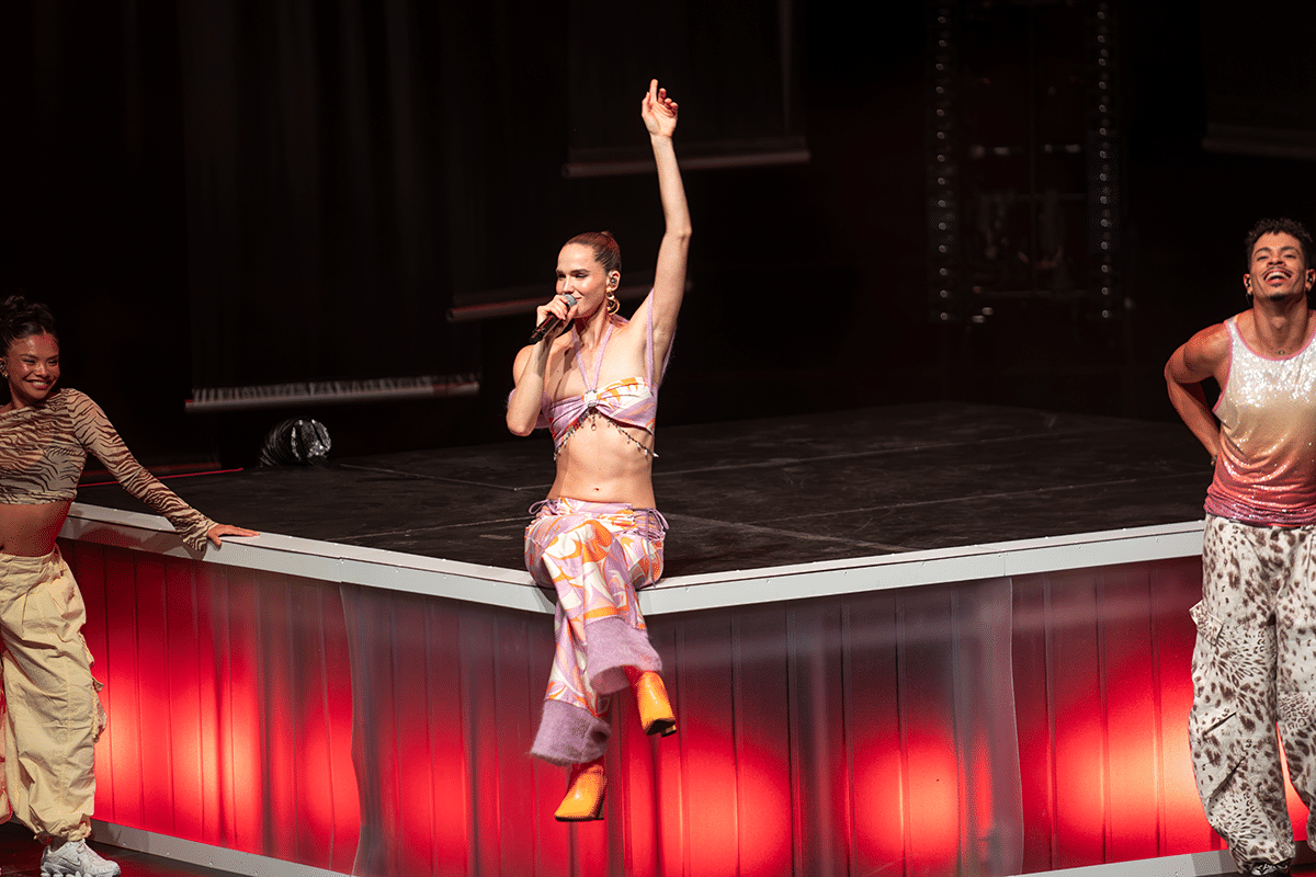 SOFI TUKKER came out ready to move last Thursday, and Red Rocks responded. (Photos: Gerardo Federico)